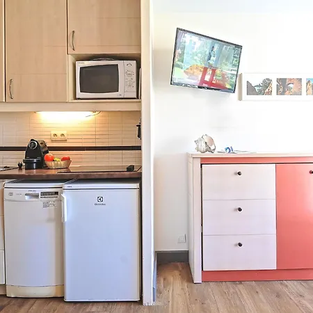 Apartment Village Cap Esterel - Le Belvedere-19 By Interhome