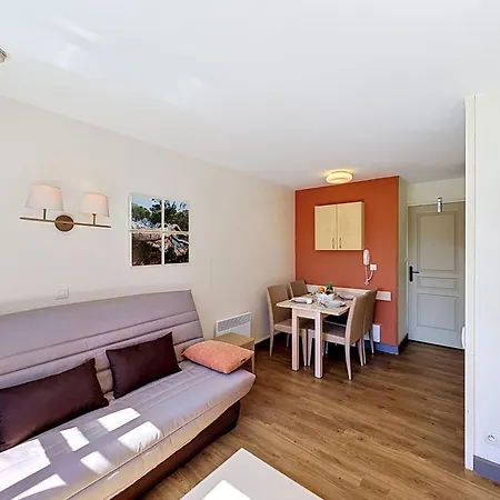 Lejlighed Le Belvedere - R4 317 By Interhome *